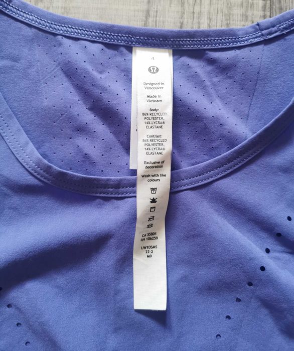 Maiou Lululemon Swift Ventilated Running Tank Charged Indigo nou size4