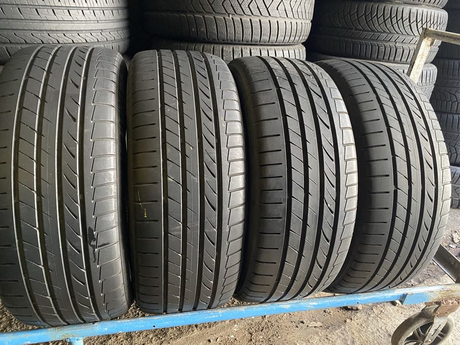 215/45/18 комплект бу данлоп