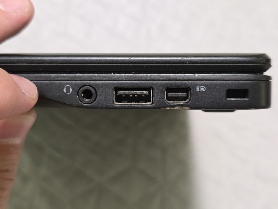 Dell Latitude E7250,Intel Core i7 5600U  2.6-3.2GHz,16GB RAM,256GB SSD