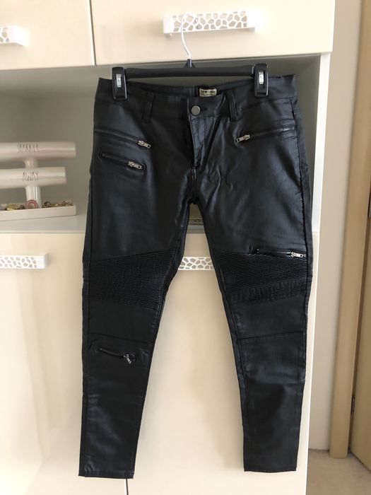 Pantaloni negri dama