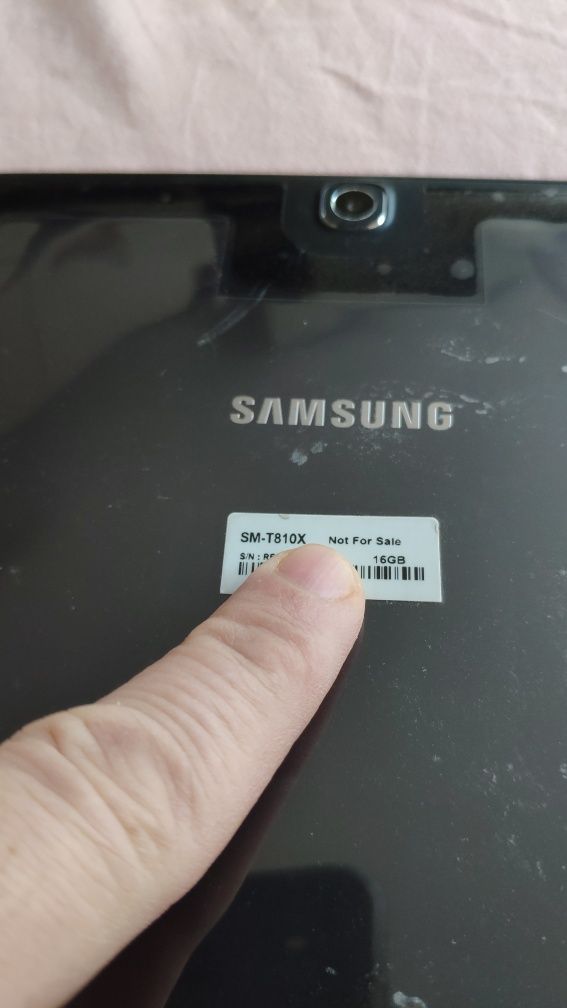 Таблет Samsung 16GB SM-T810X - счупен дисплей