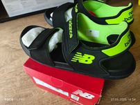 Юношески сандали New Balance, eur 40