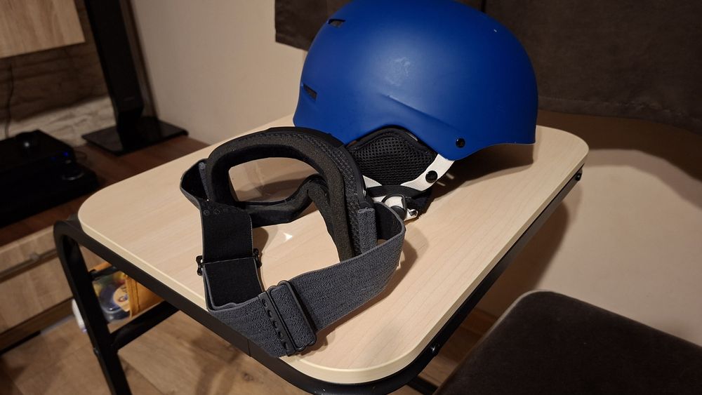 Casca schi Atomic mărimea L