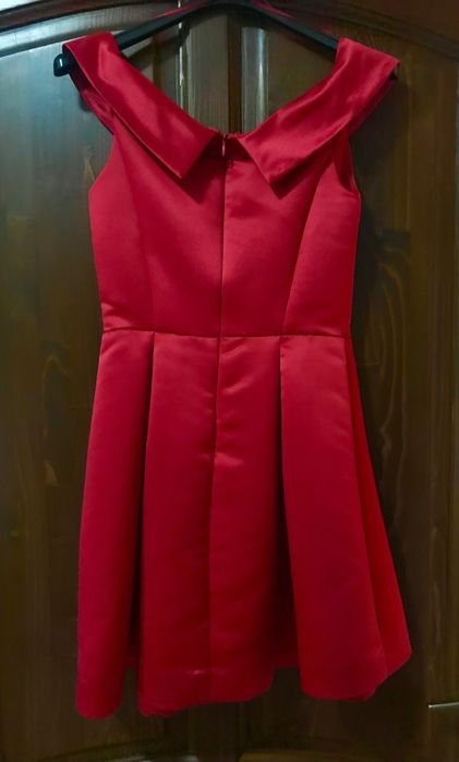 Rochie ZARA rosie, pentru evenimente