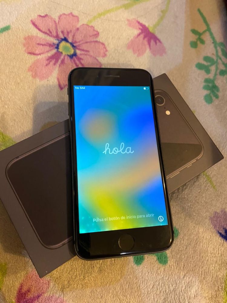 Iphone 8 продам