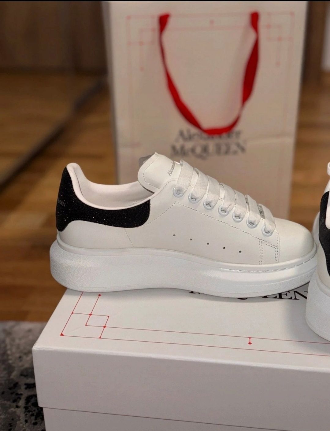 ‼️ Alexander McQueen - DOAR 329 LEI