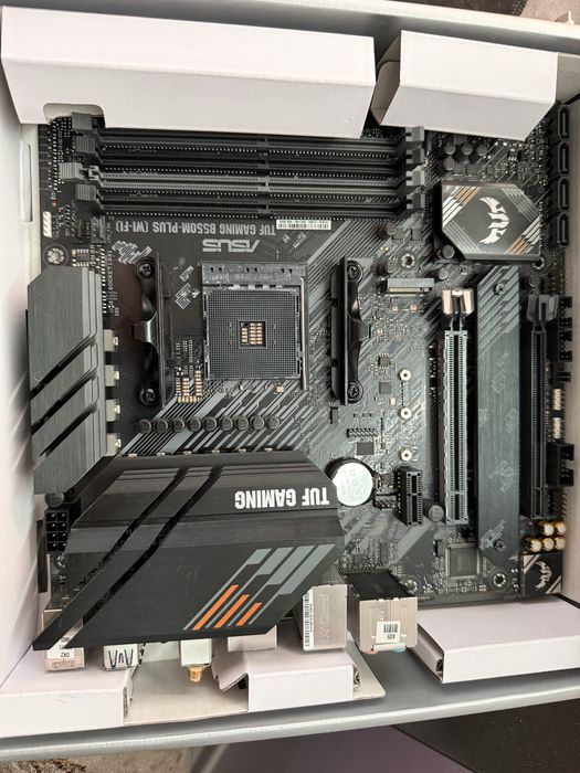 Placa de baza Asus tuf gaming b550m-plus(wi-fi), AM4