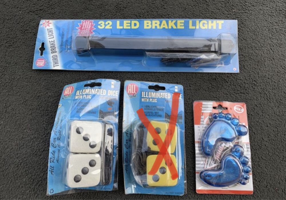 Brelocuri/zaruri oglinda auto si stop frana (originale/old stock)