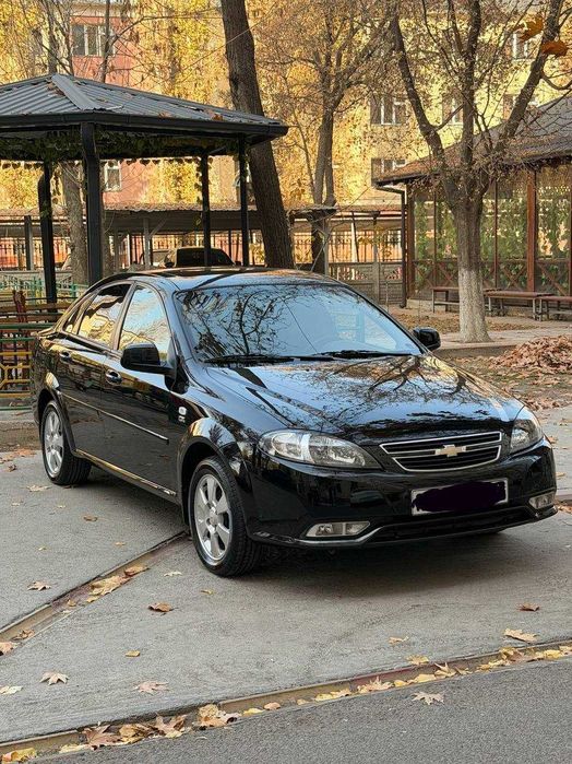 2022-yil Gentra. 72200 km probeg. Metani bor. bir qo'l minilgan.