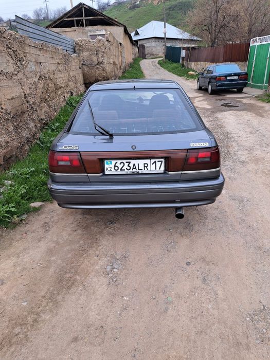Mazda 626 2 литра хежбек