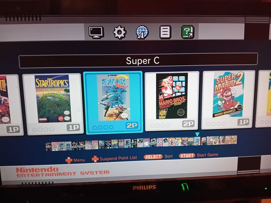 Nintendo NES Classic Edition cu 2 manete