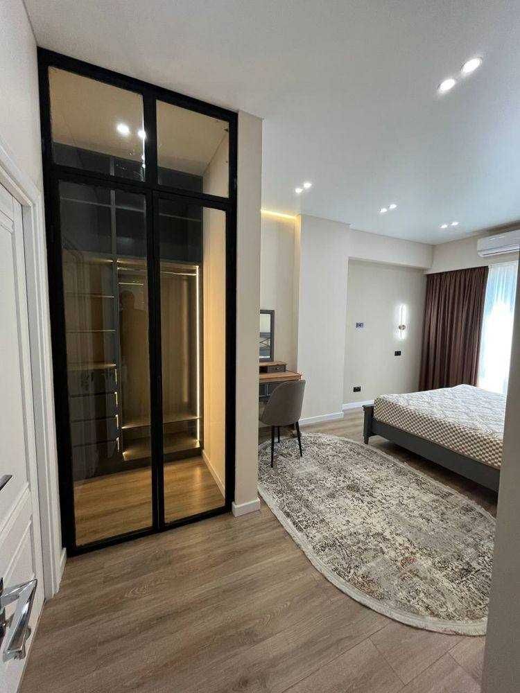Сдаётся стильная квартира в новостройке 3х-комнат 100м2 Akay City нта