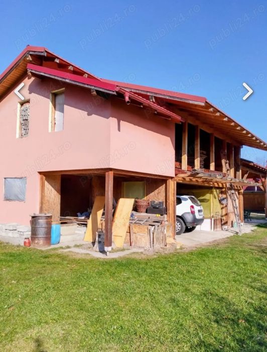 Breaza, casa P+M, teren 900 mp, zona linistita