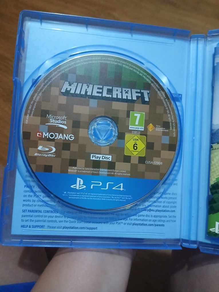 PS 4 minecraft cd