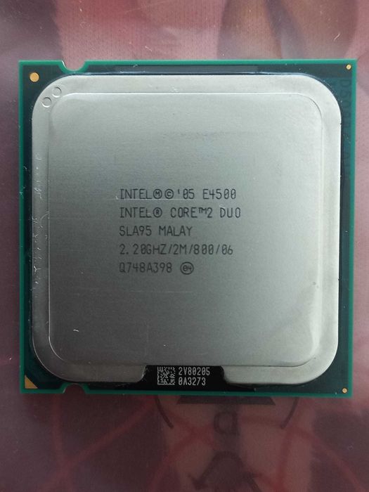 Diverse procesoare Intel Core 2 Duo, socket 775 (vezi in descriere)