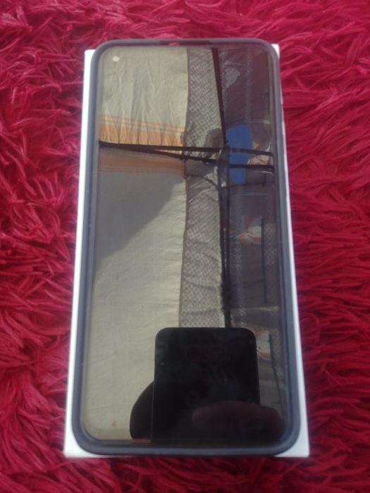 Redmi Note 9  6/128 GB sotiladi.