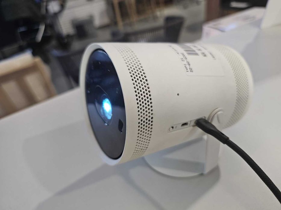 Videoproiector portabil Samsung The Freestyle Gen2, 920 x 1080,SP-LFF3