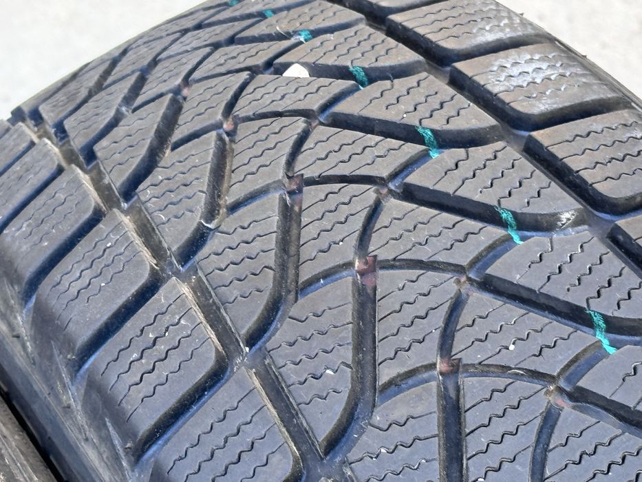 195/60/R16C Firestone Winternawk 2бр зимни бус dot2218
