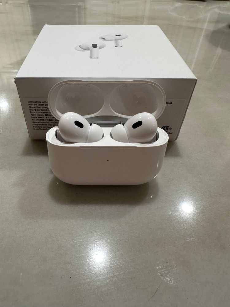 Airpods 2 Pro слушалки