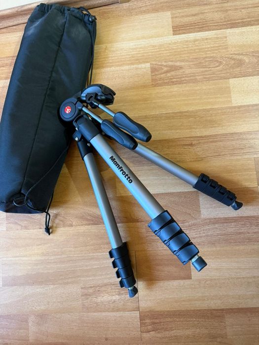 Trepied foto manfrotto