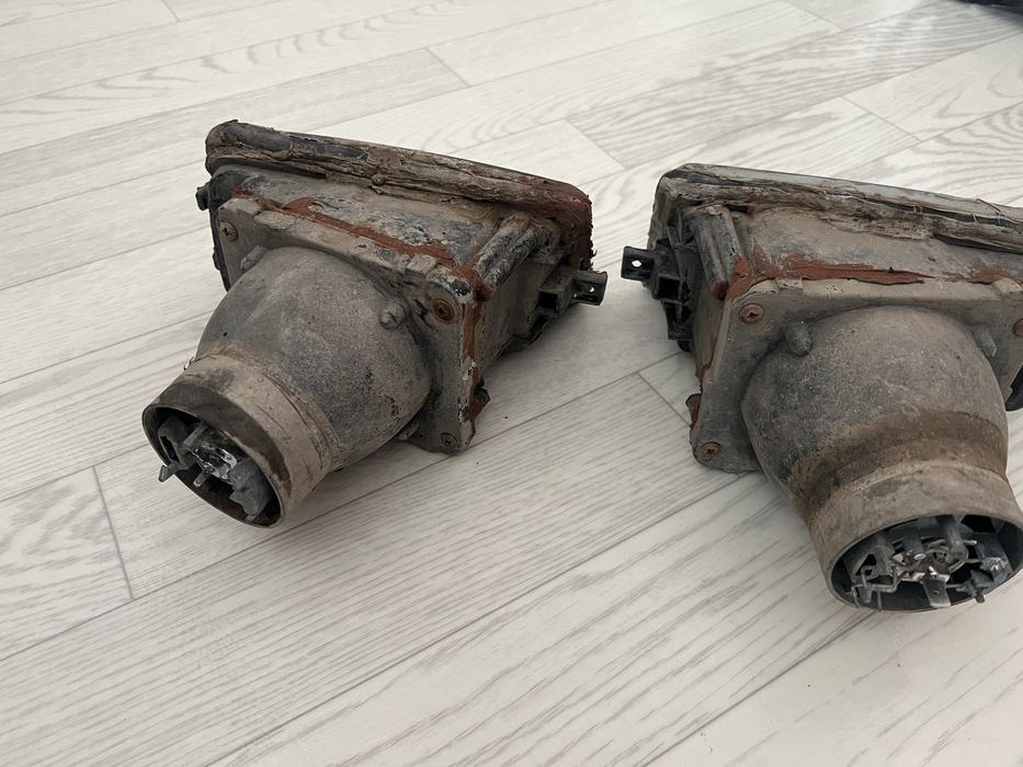 Продам туманки бмв е34