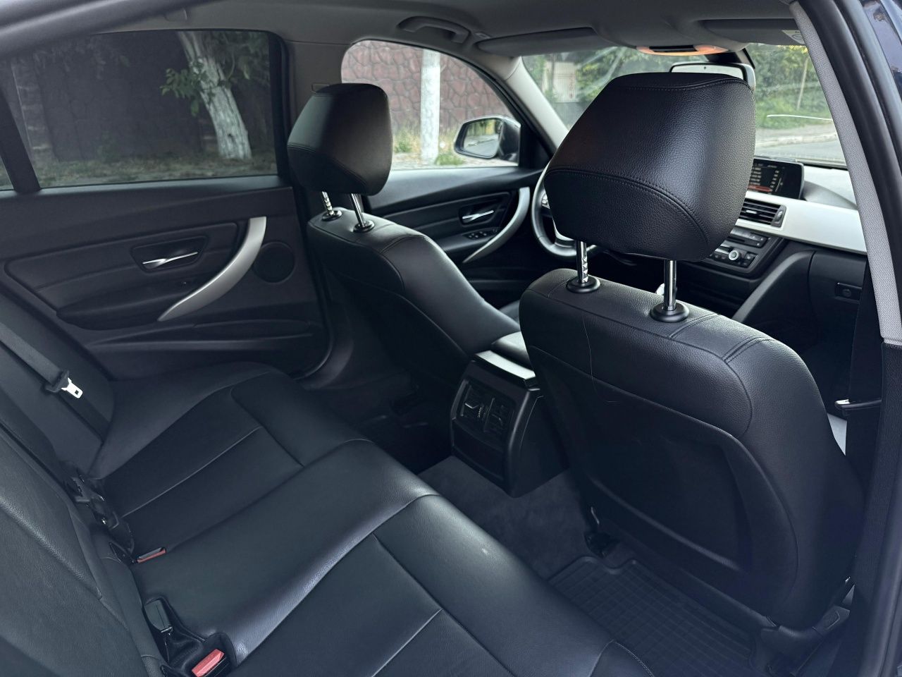 BMW F30 316D automata 2014