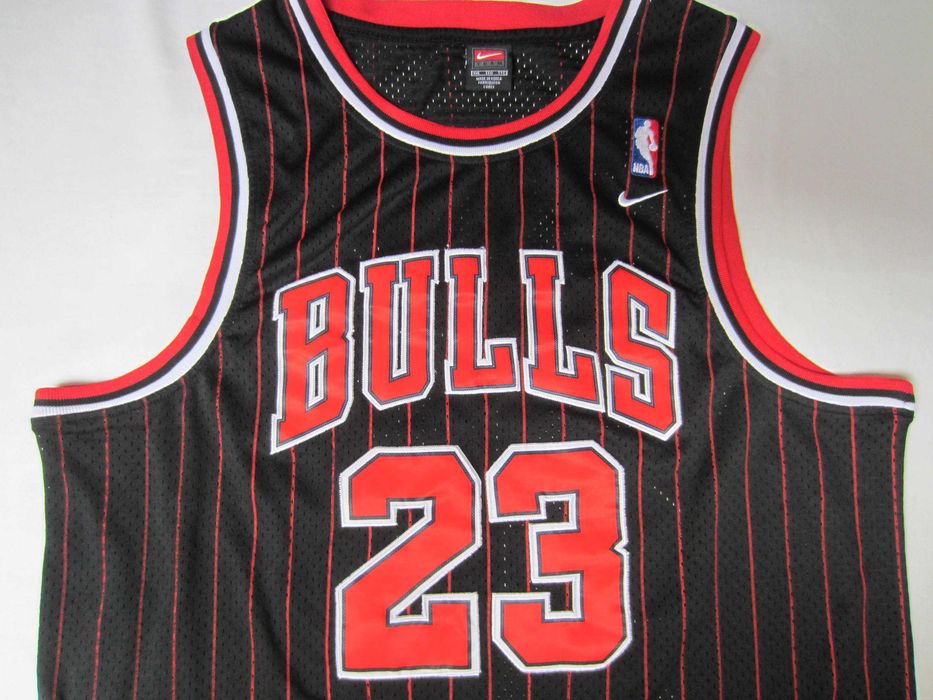 Maiou baschet JORDAN, Chicago Bulls, masura XXL, marca Nike,  ca nou