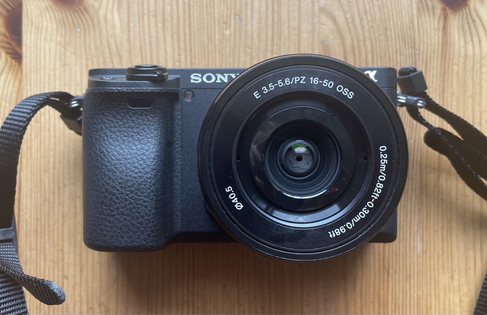 Sony A6400 с китов обектив 16-50mm OSS