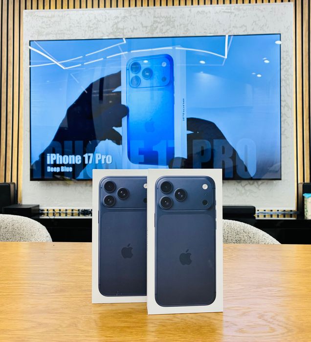Нови iphone 17 Pro Max 256GB Deep Blue Подарък Кейс и Адаптер