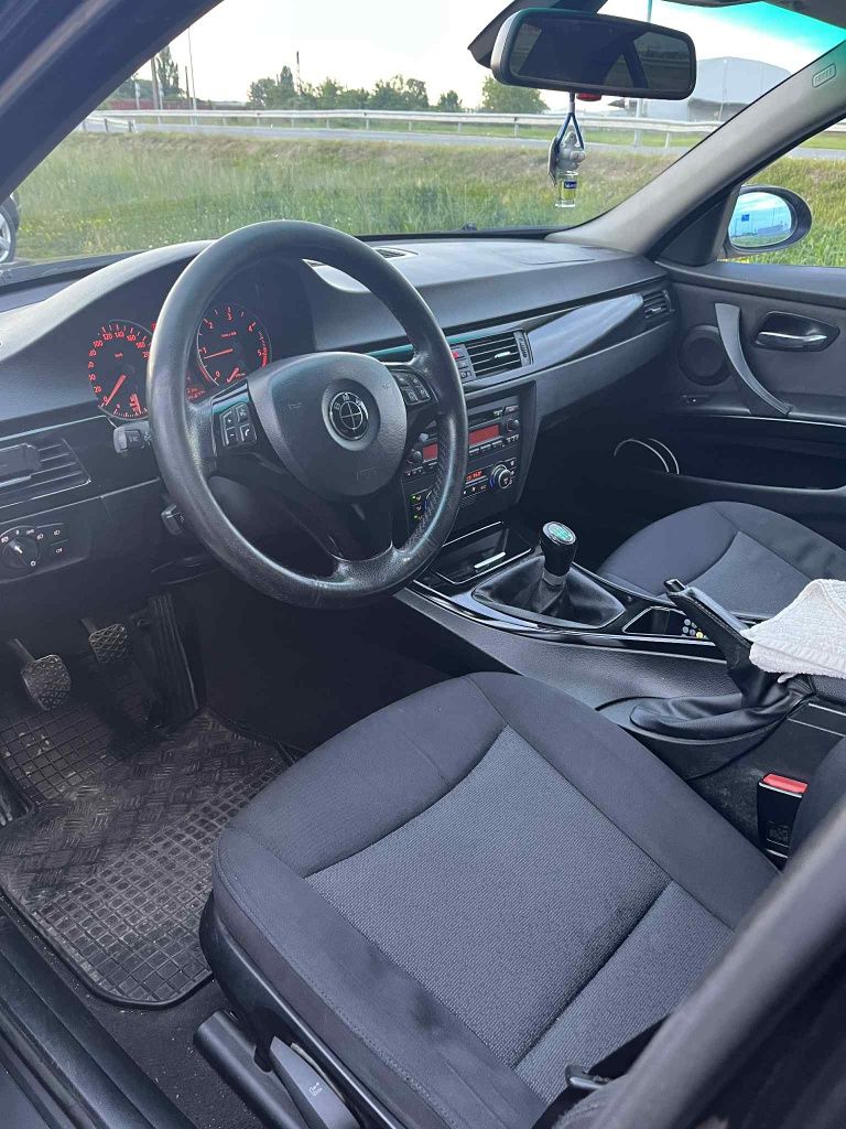 Vând bmw e90 seria 3