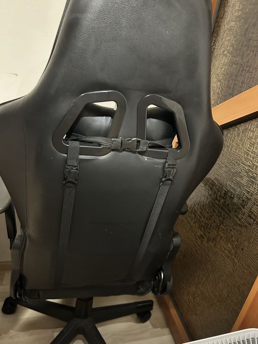 Scaun Gaming Genator intretinut fara probleme