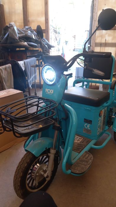 Moped electric fără permis