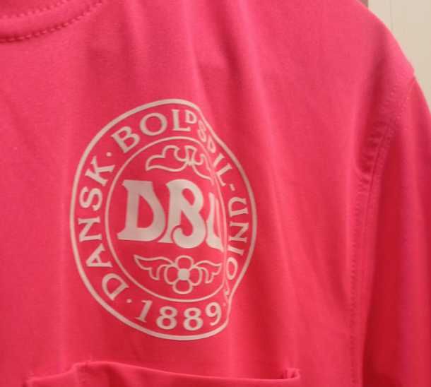 Оригинални реферски екипи на Суперлигата на Дания