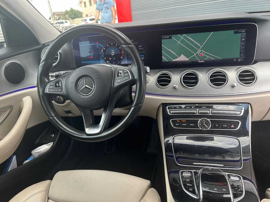 Mercedes-Benz E Class 212 CDI - 2017, Stare Inpecabila