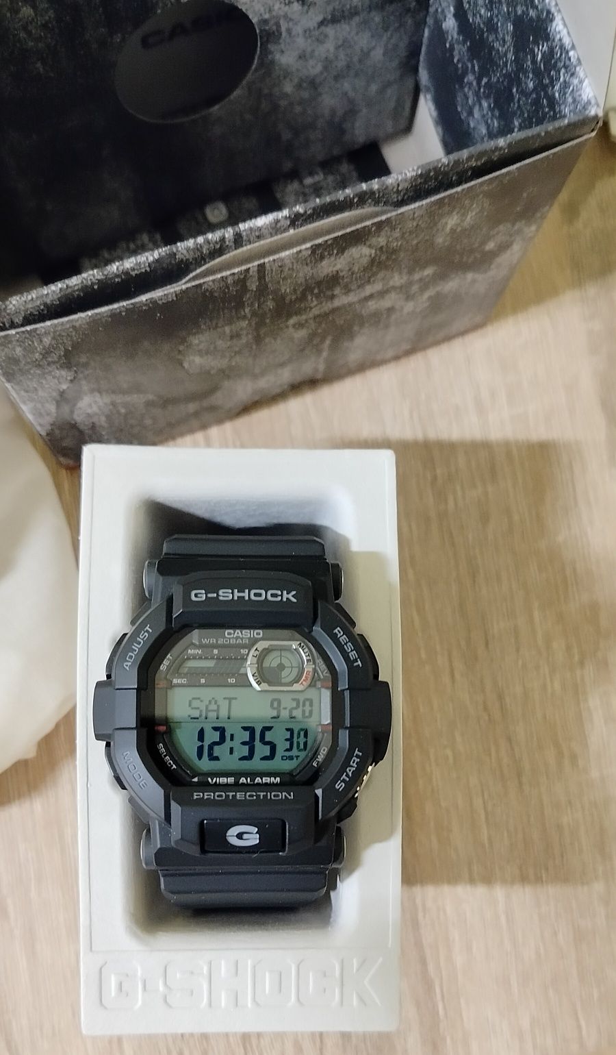 Casio G-Shock !!