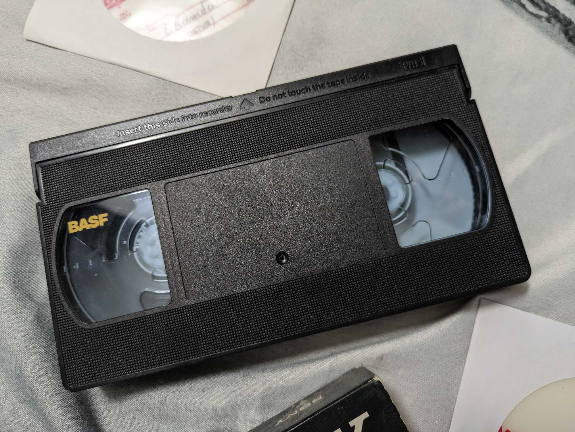 Видеокасетки VHS, VHS-C, miniDV със сватби прехвърлям на флашка