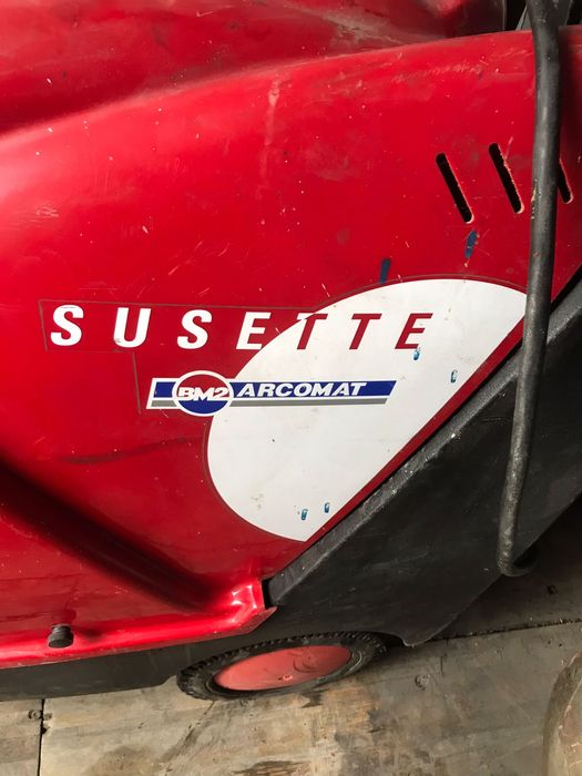 Ponpa spălat cu presiune 380 w cu apa. Calda