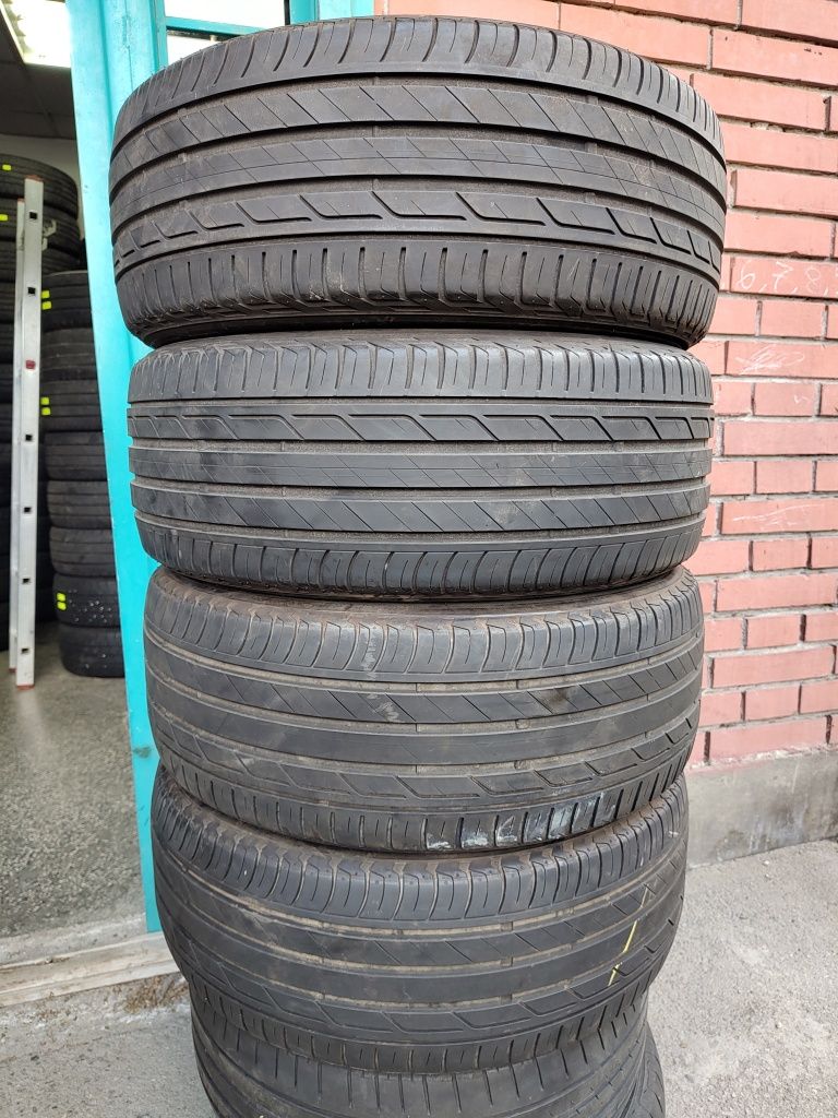 Продавам 4 летни гуми 215/50/18 Bridgestone