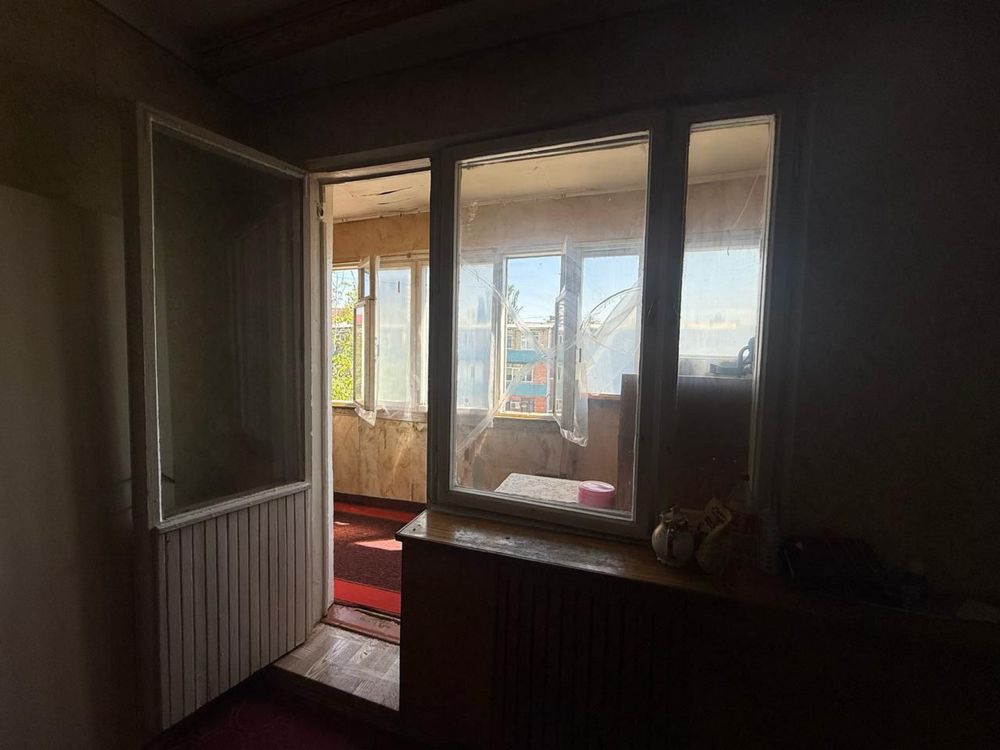 Своя Срочно 2/4/4, 50м², Юнусабад 6кв, Посольство США