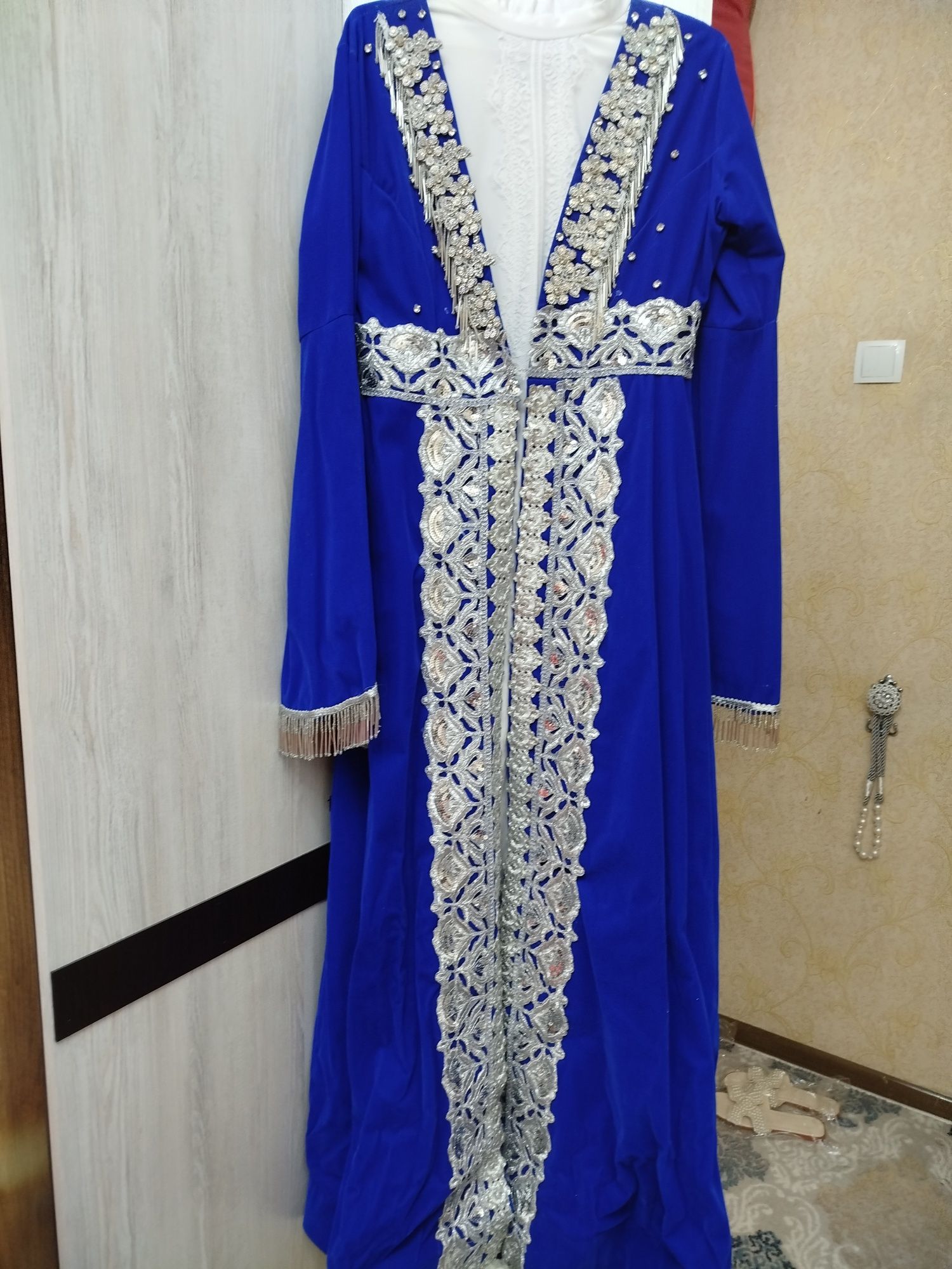 Ansambil fata tillaqosh