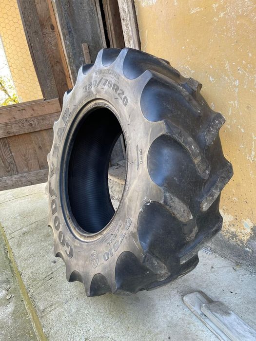 Cauciucuri pt tractor 320 70R20- 2 buc