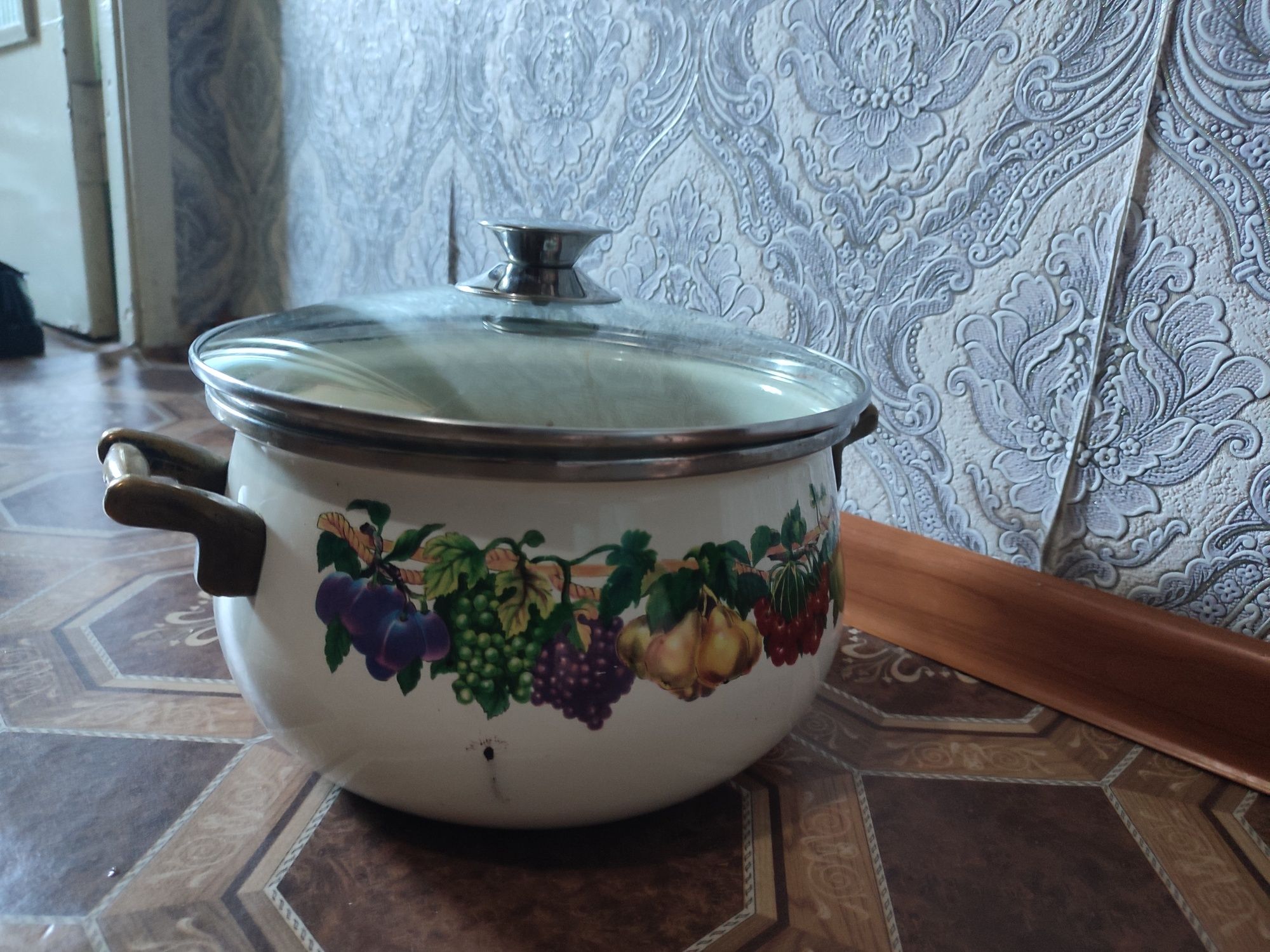Кастрюля для дома