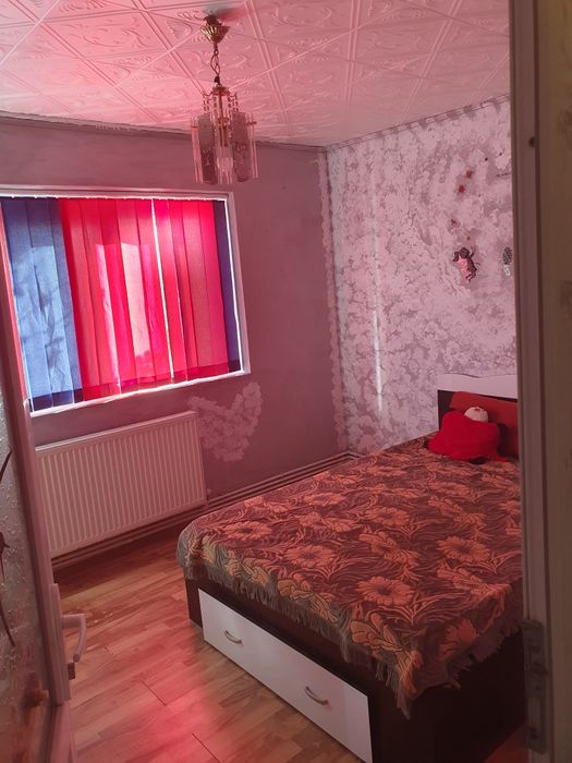 Vând apartament 2 camere