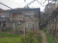 Продавам къща в Асеновград  !