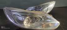 Far Stanga Dreapta Ford Focus 3 Facelift cu XENON European