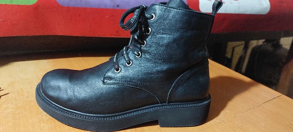 Ghete înblănite din piele 100% naturală