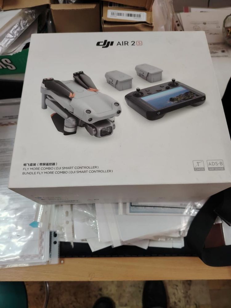 Дрон DJI Air 2S в отличном состоянии состояние нового