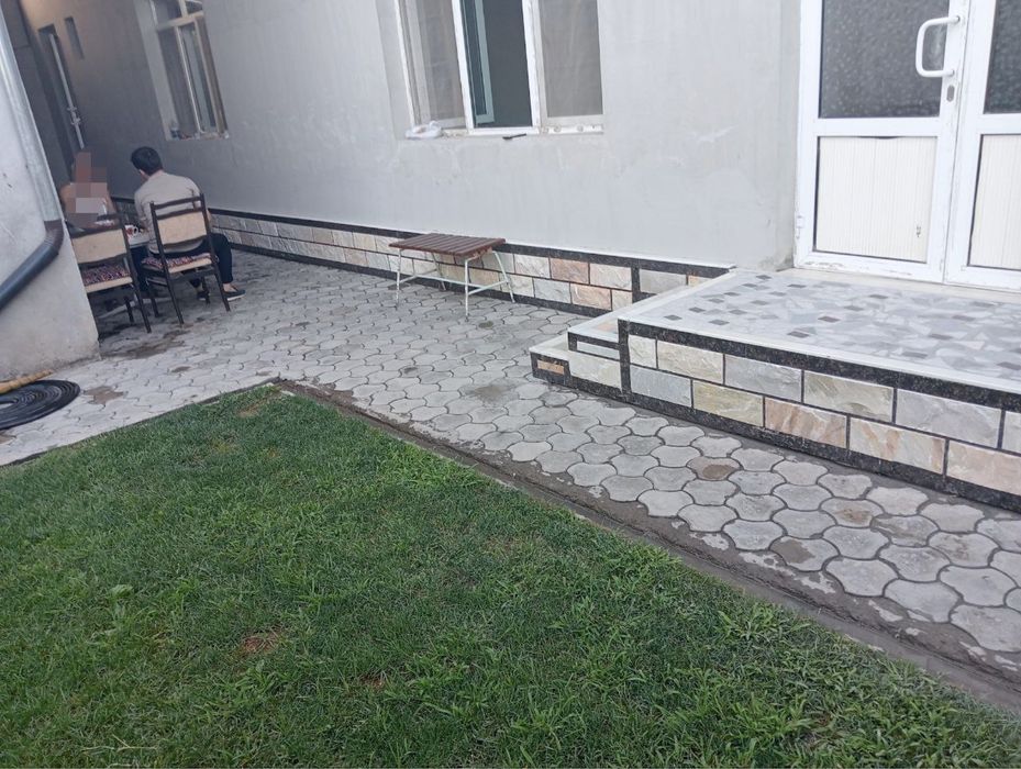 Участка сотилади 2.4 соток Сельхоз университет Селексияда