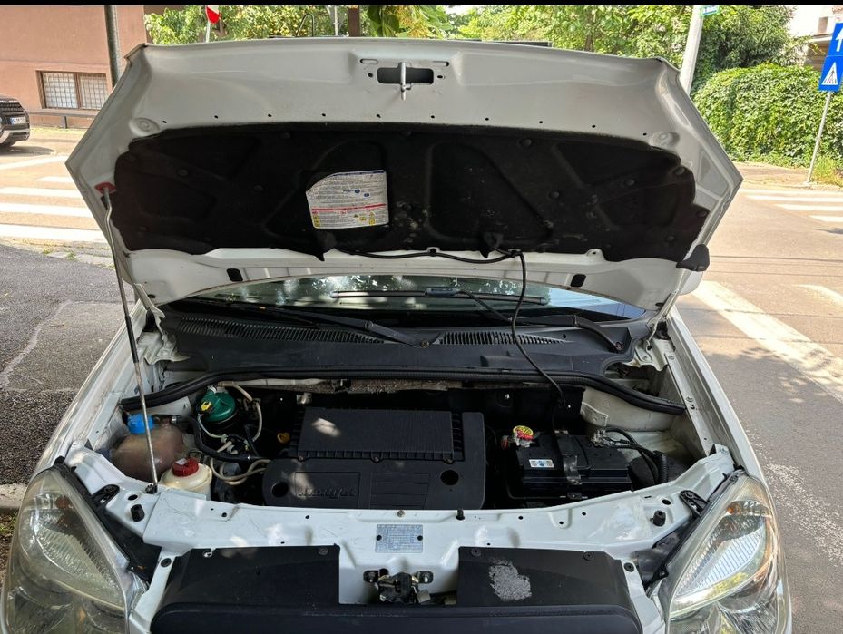 Vând fiat doblo 1.3 multijet