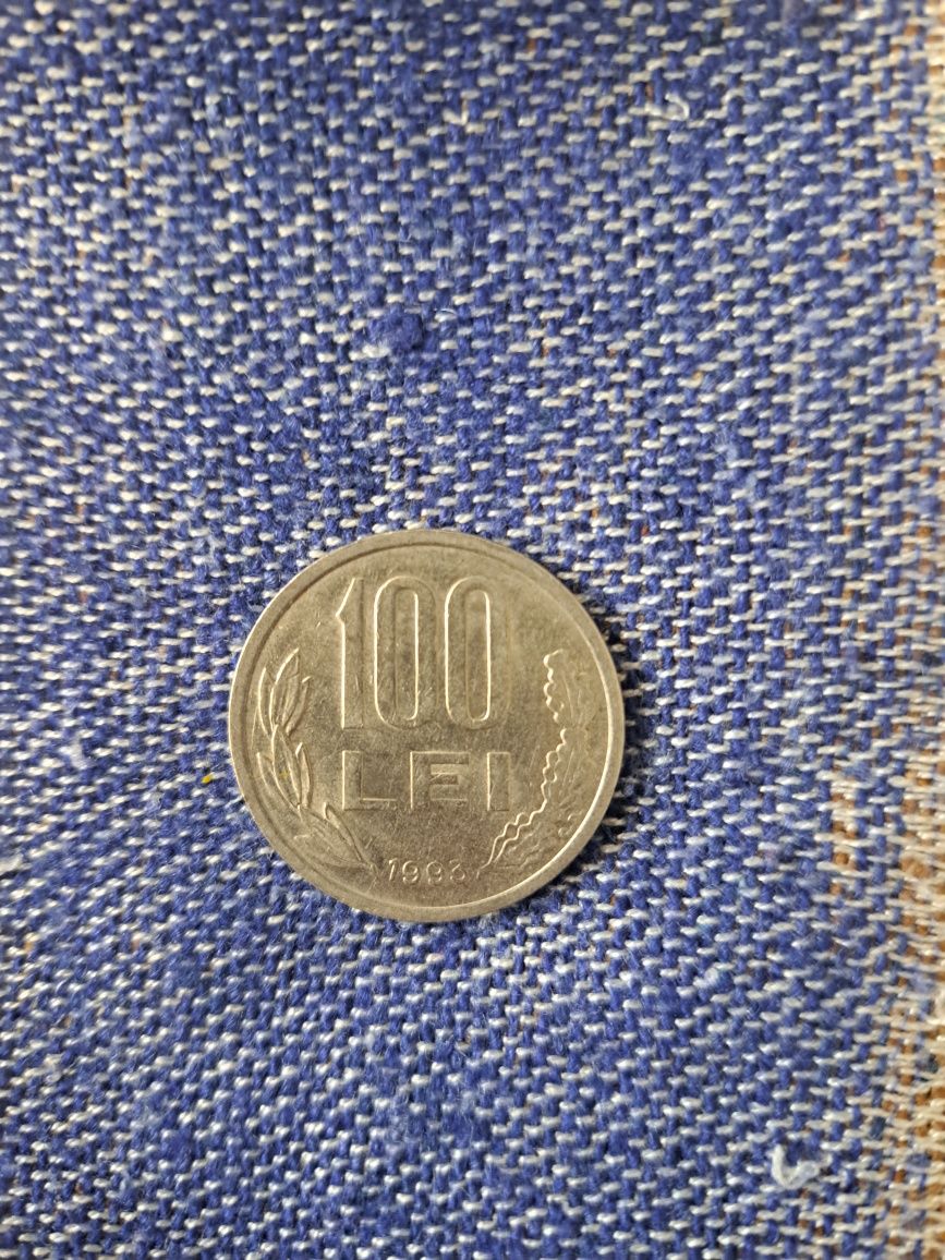 Vând moneda 100 de lei, an 1993